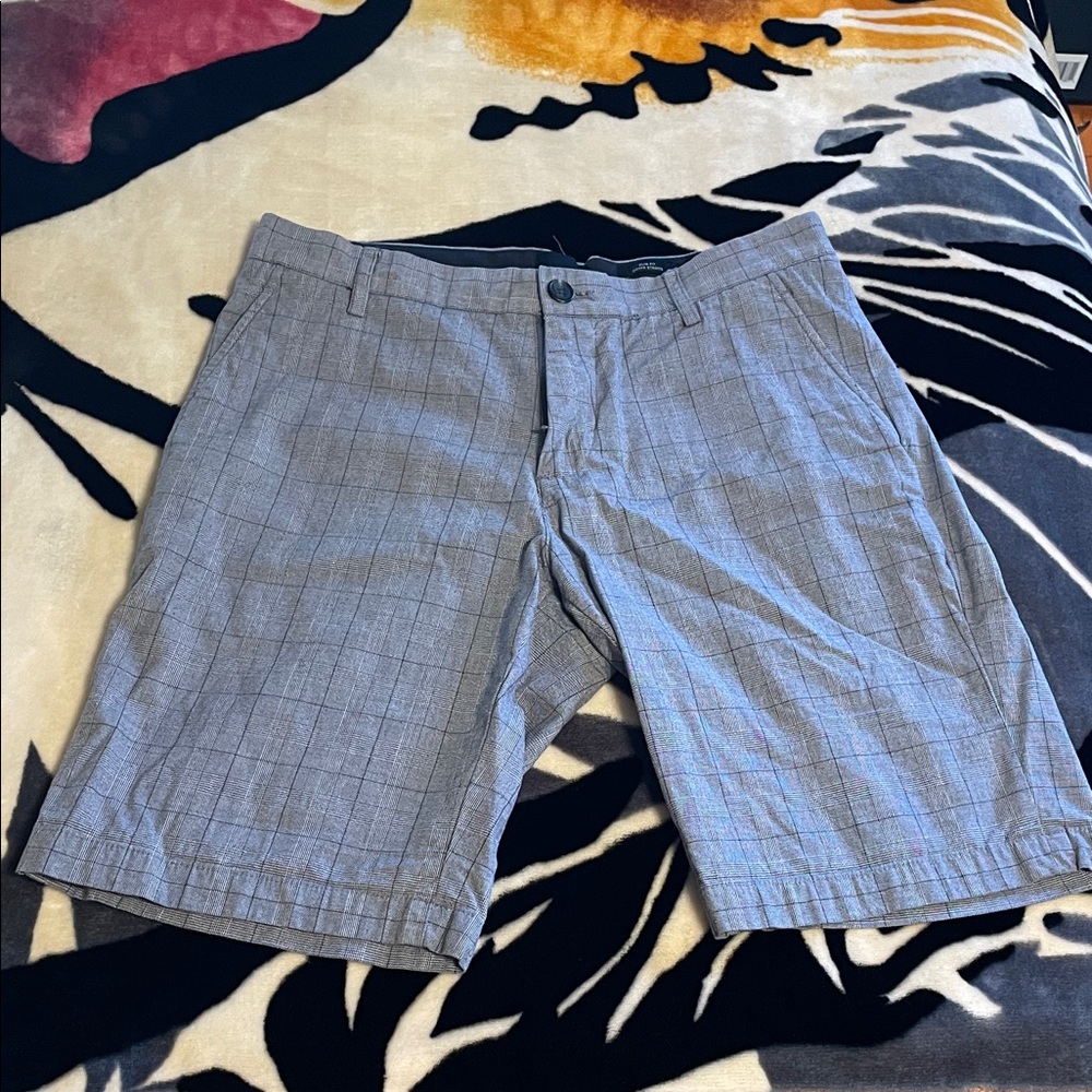 Men's Gray Plaid Casual Shorts